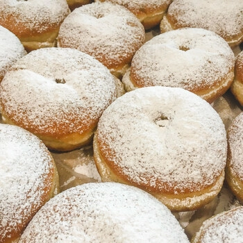 veganski pirin krof z marmelado
